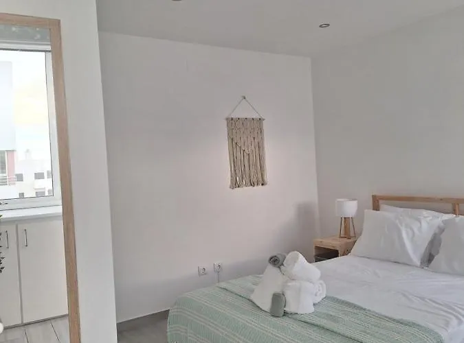 Cool Living Quarteira, 2 Bedroom With Ocean View קווארטיירה