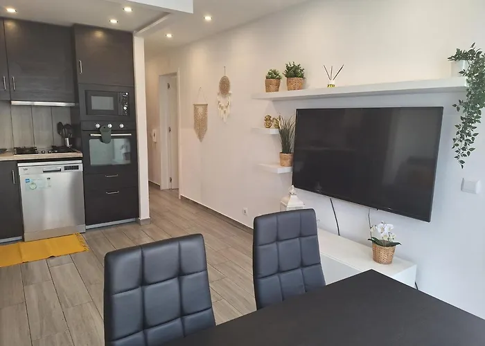 דירה Cool Living Quarteira, 2 Bedroom With Ocean View קווארטיירה